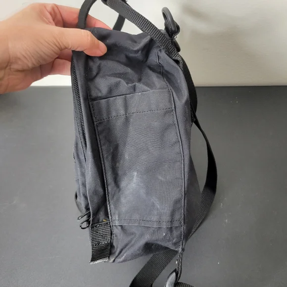 Fjallraven Kånken Mini Black Backpack - Picture 7 of 7